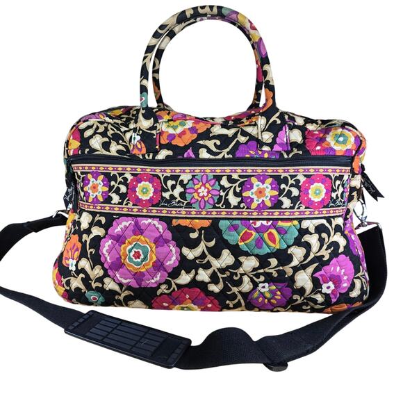 Vera Bradley Suzani Duffle Weekender Bag
17x13x9 Shoulder Strap Top Handles - Picture 1 of 5